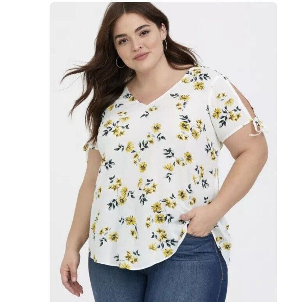 Torrid White Yellow Floral Rayon Crepe Tie Sleeve Top Size 2X